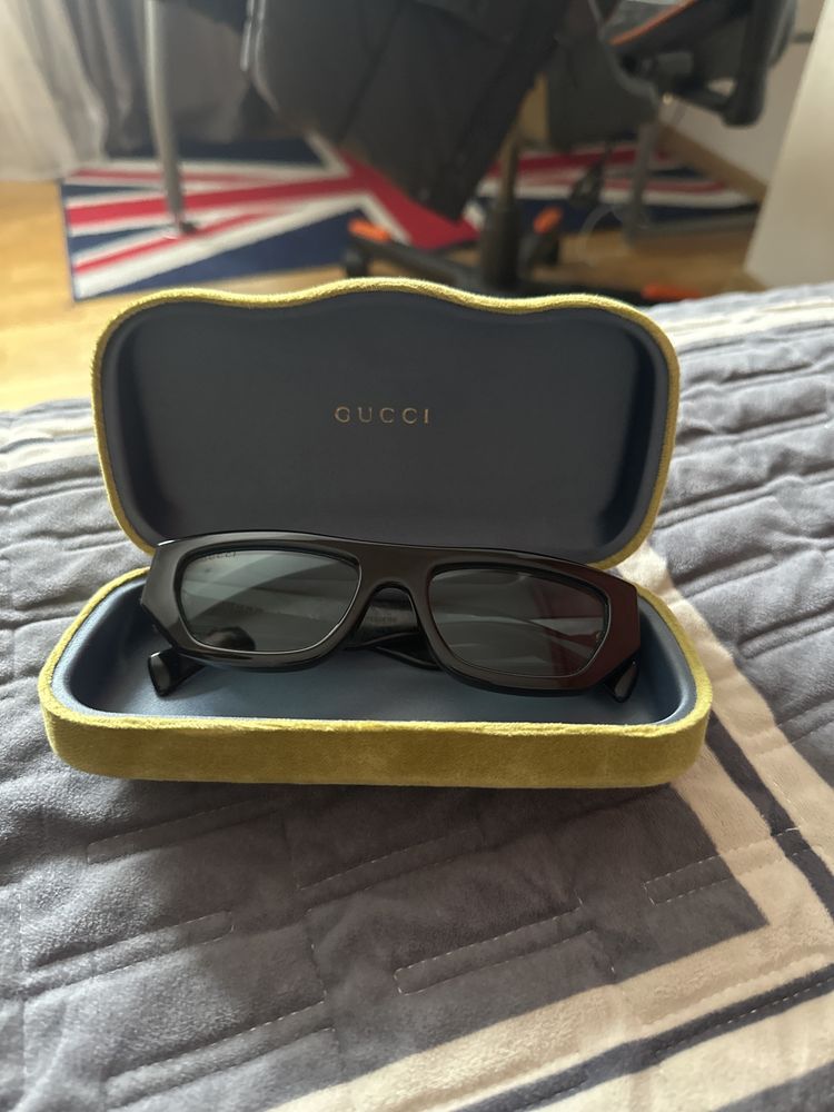 GUCCI солнцозащитные очки оригинал - Солнцезащитные очки Алматы на Olx