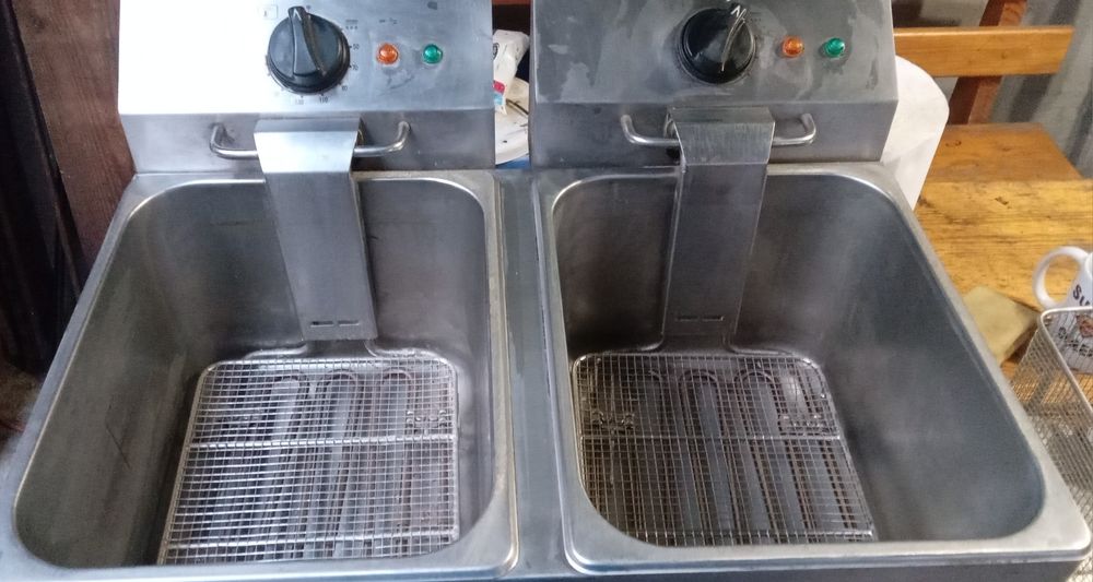 Fripteuza dubla horeca