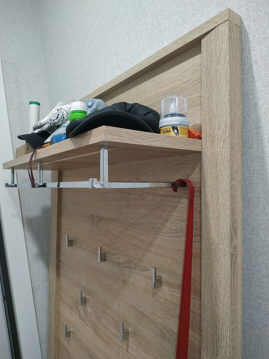 Продам настенную вешалку