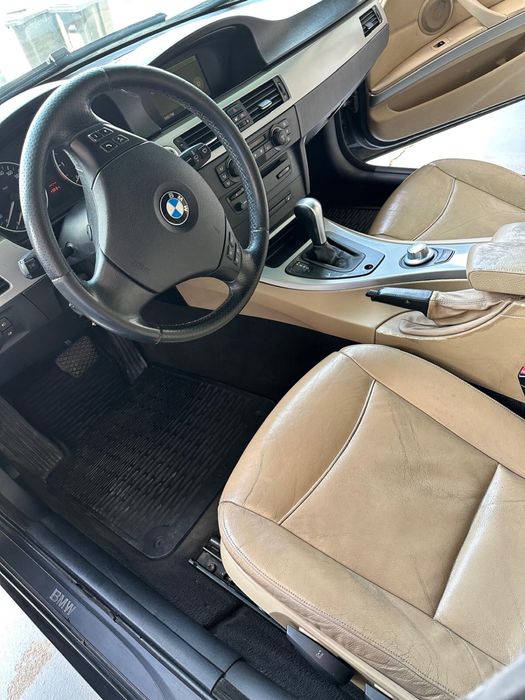 Vand bmw 320 d automat