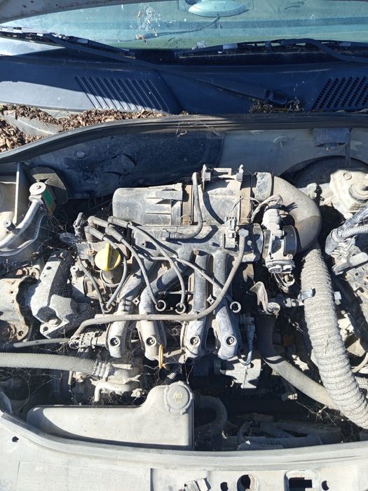 Рено Клио 1.2 57 кс 2004 г  на части