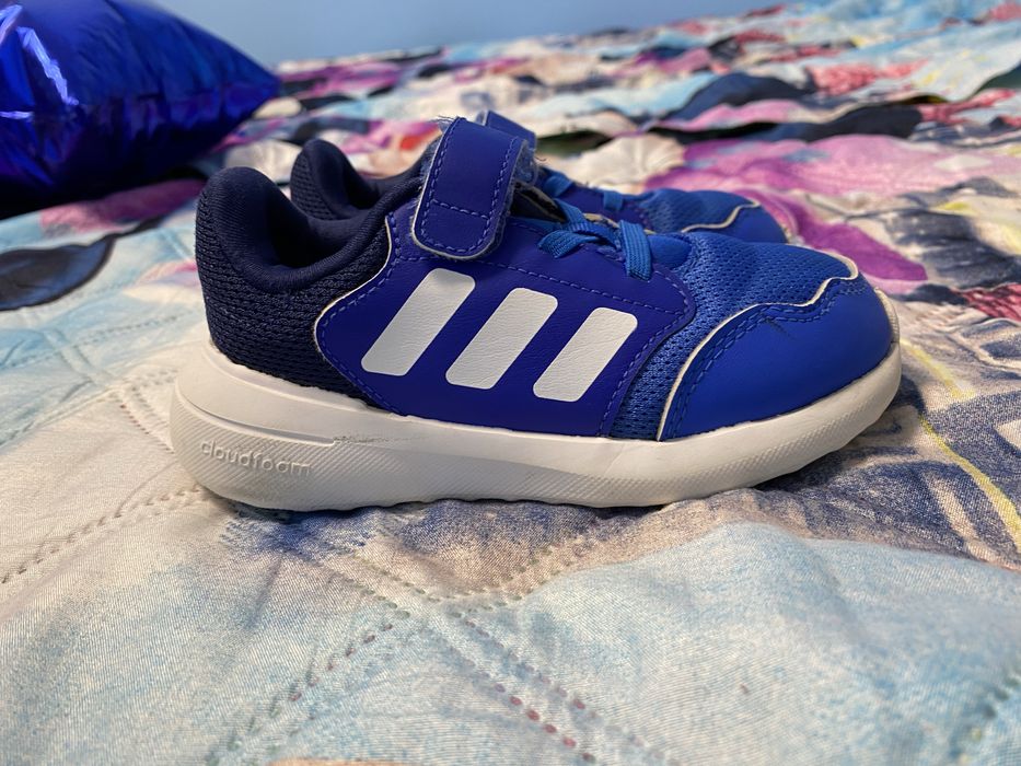 Маратонки Адидас Adidas 26 номер