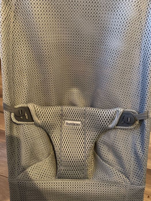Бебешка люлка Babybjorn Bliss Baby Rocker Mesh