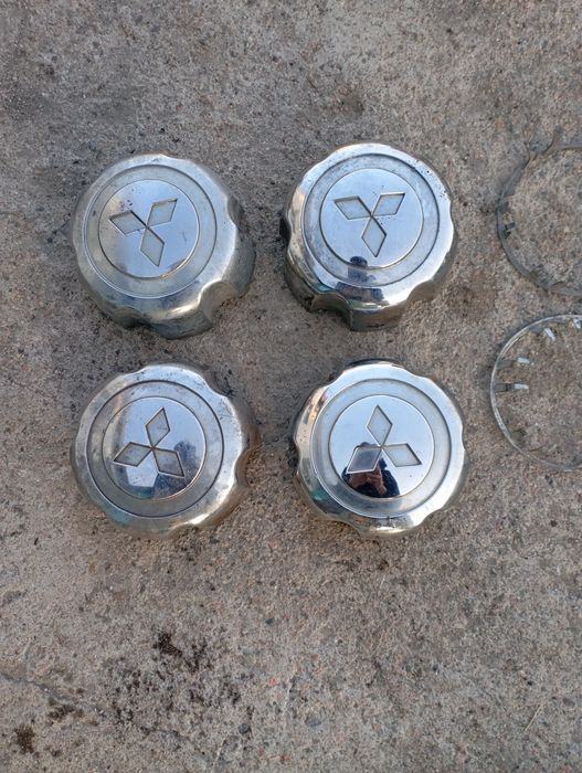 Колпаки на Mitsubishi Pajero, Mitsubishi Delica