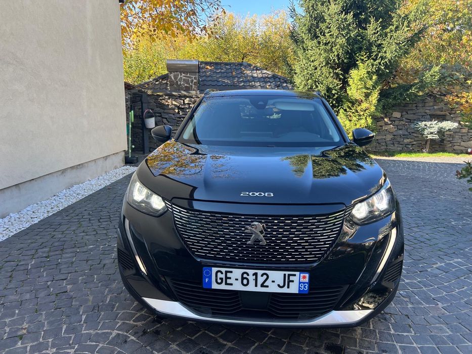 PEUGEOT 2008