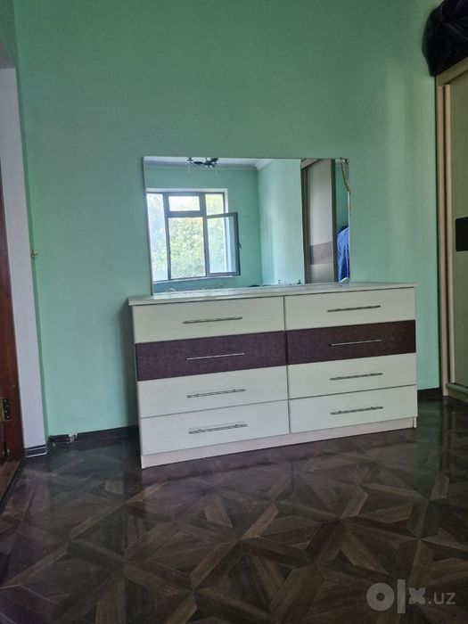 Спальный мебельный комплект кровать шфанер тумбочки и теремо