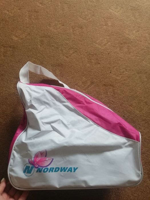 Продам коньки...