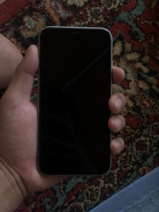 Айфон 11 сатылад срочна бағасна келсемз