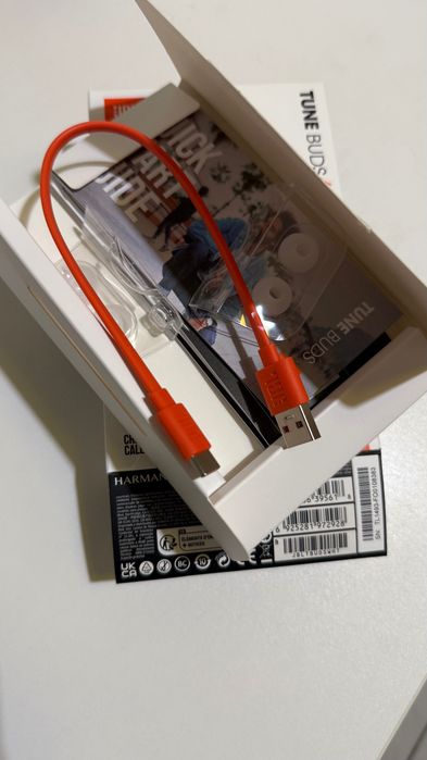 JBL Tune buds /pure bass/ zero noise casti wireless in-ear
