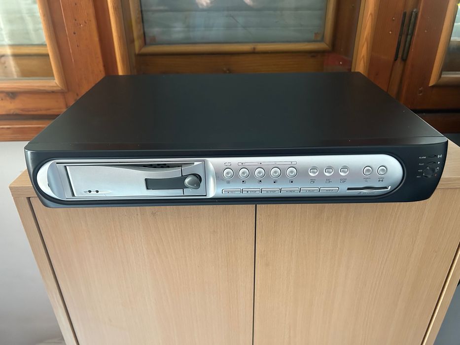 Продава DVR 4 канален