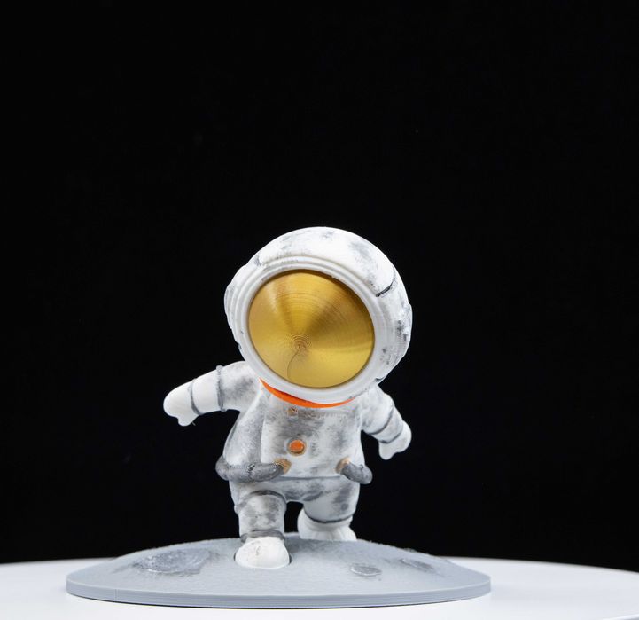 STAND TELEFON ASTRONAUT PE LUNA -Handmade, dry brush + 4 straturi lac