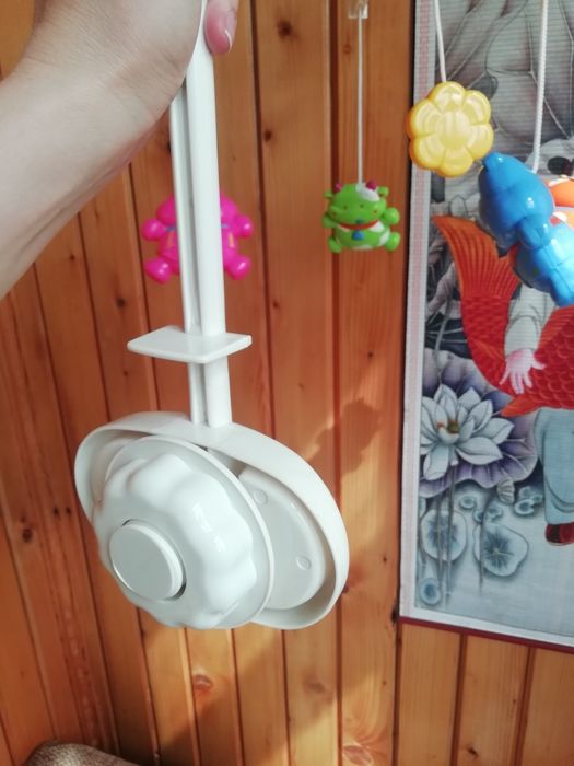 Детский мобиль на кроватку