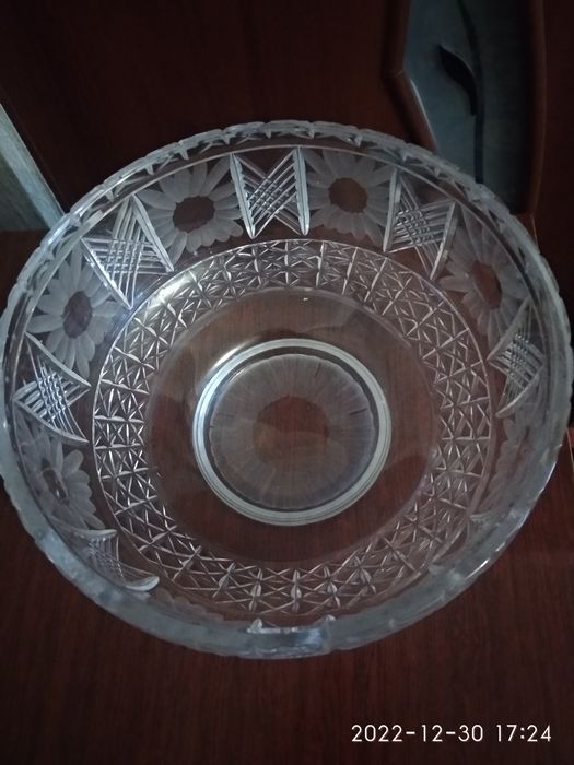 Ваза хрустальная.