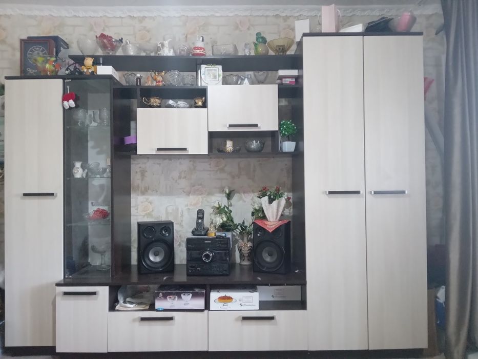 Стенка гостинная