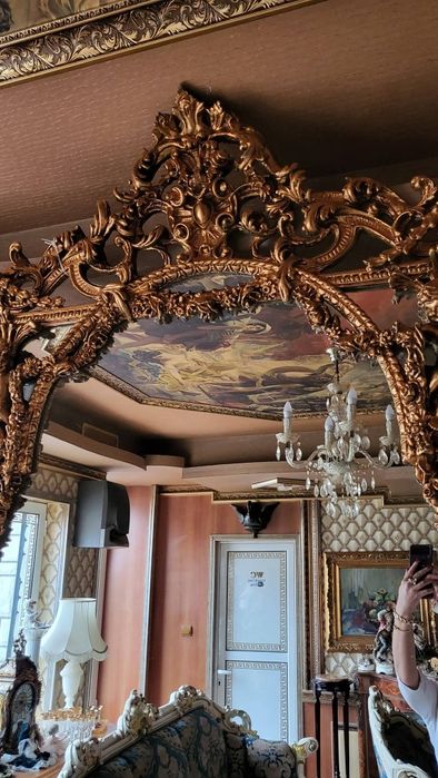 Конзолна маса. Внос от Италия