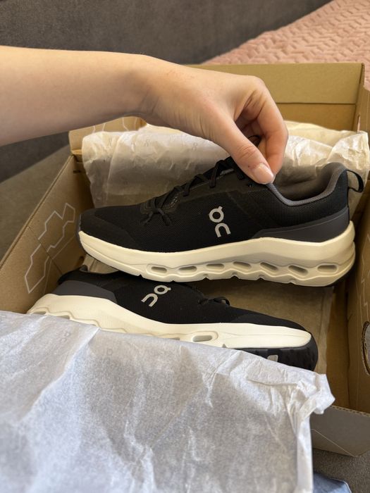 Новые оригинальные кроссовки ON