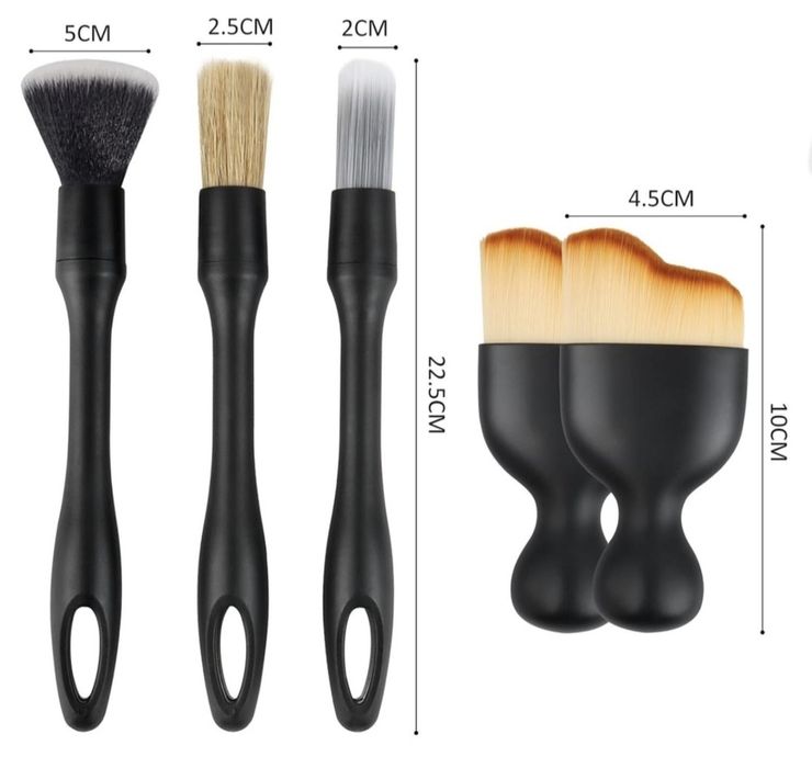 Set 4 perii de curățare pentru mașină