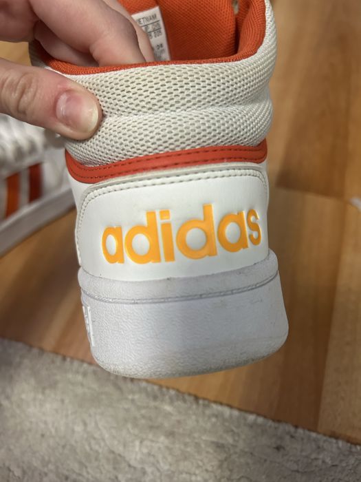 Adidasi Adidas marimea 37 femei aproape noi