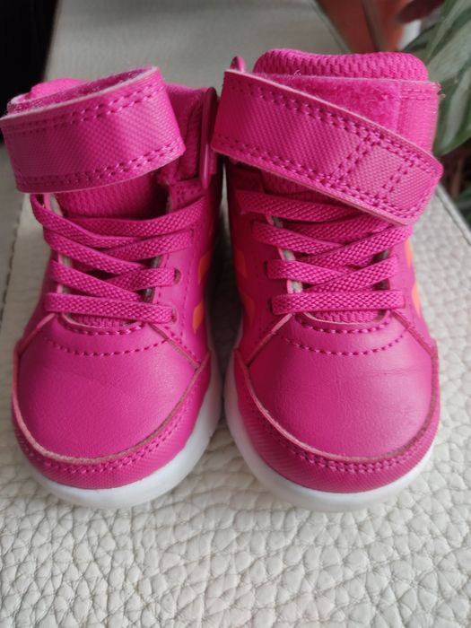 Маратонки Adidas № 18 и нови PRIMIGI № 24 маратонки за момиче