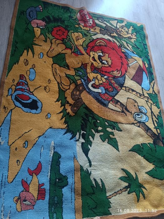 Продам детский ковер палас