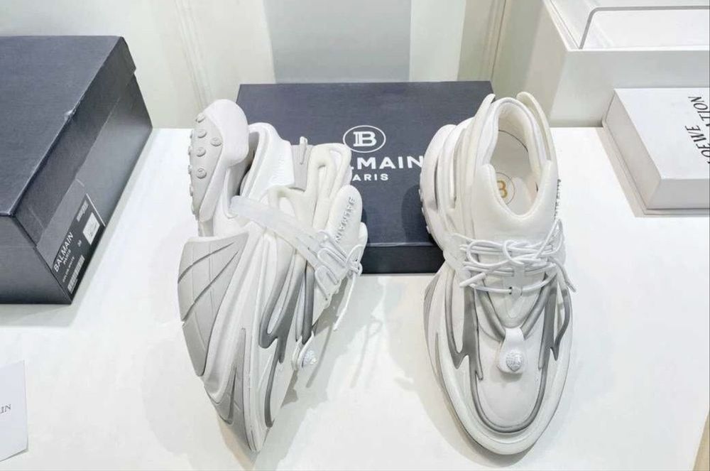 Vand Balmain toate marimile