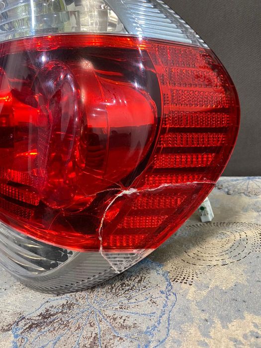 Задний правый фонарь Камри 35