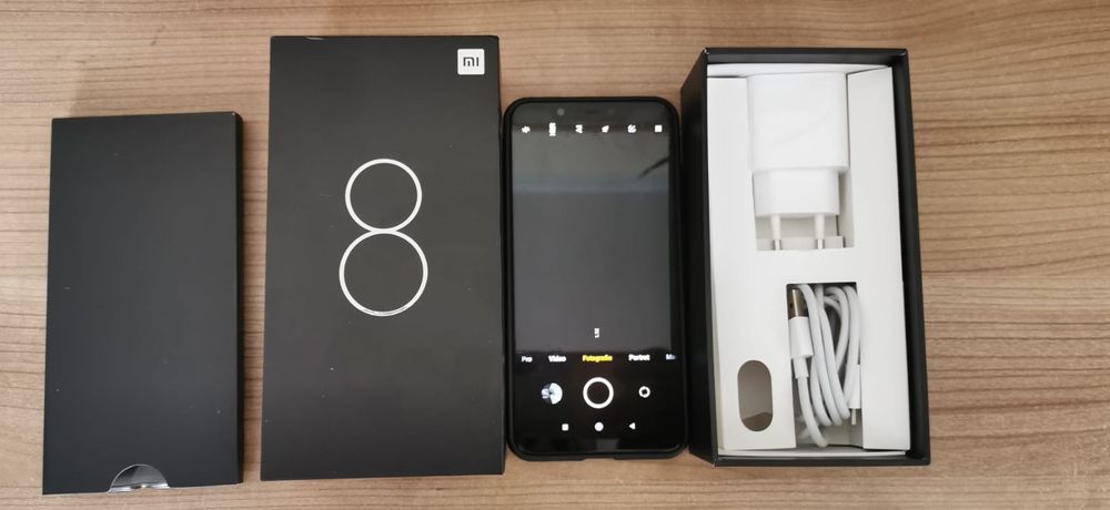 Xiaomi Mi 8 - dual sim - doua conturi -  și înregistrare apeluri din fabrica