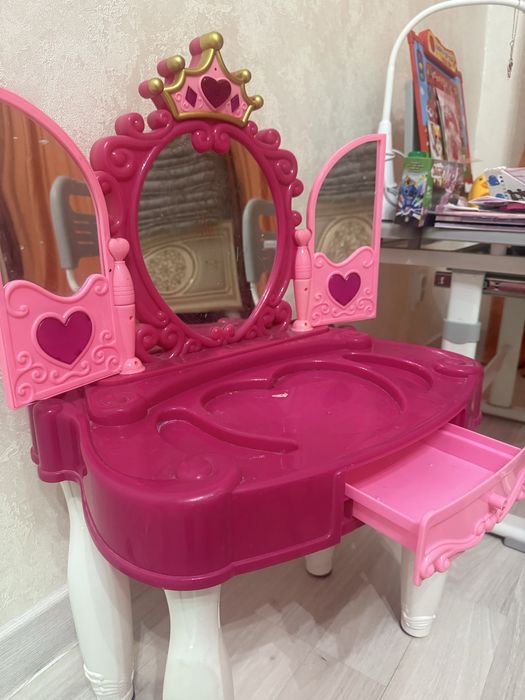 Трюмо для красоты для девочек детское