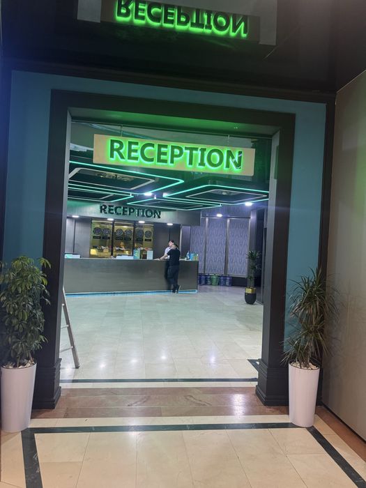 Наружная реклама Баннер Буква Стенд