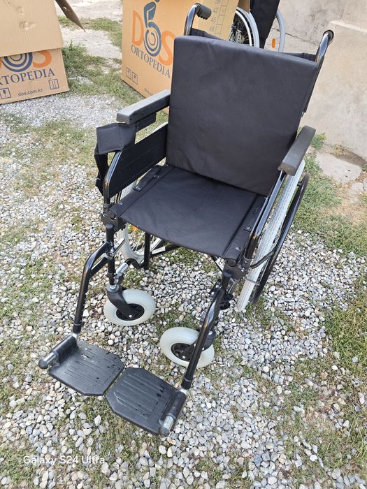Инвалидная коляска