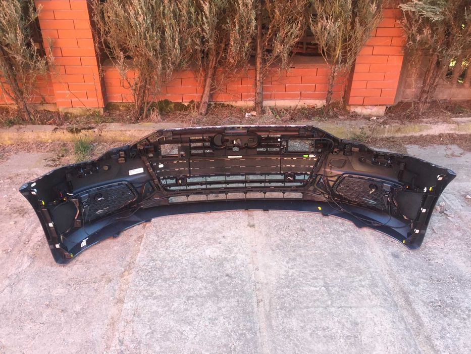 Audi A6 C8 4K bara fata sport line grila crom senzori scut