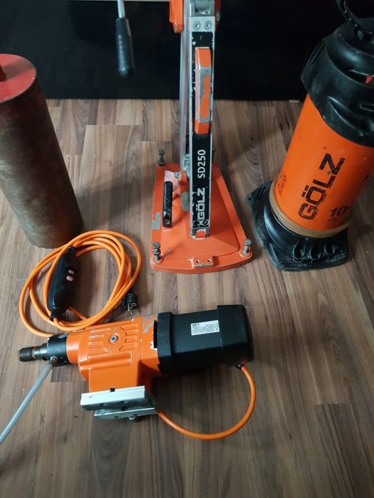 Mașină de carotat golz gbm 25 și  stativ sd 250.