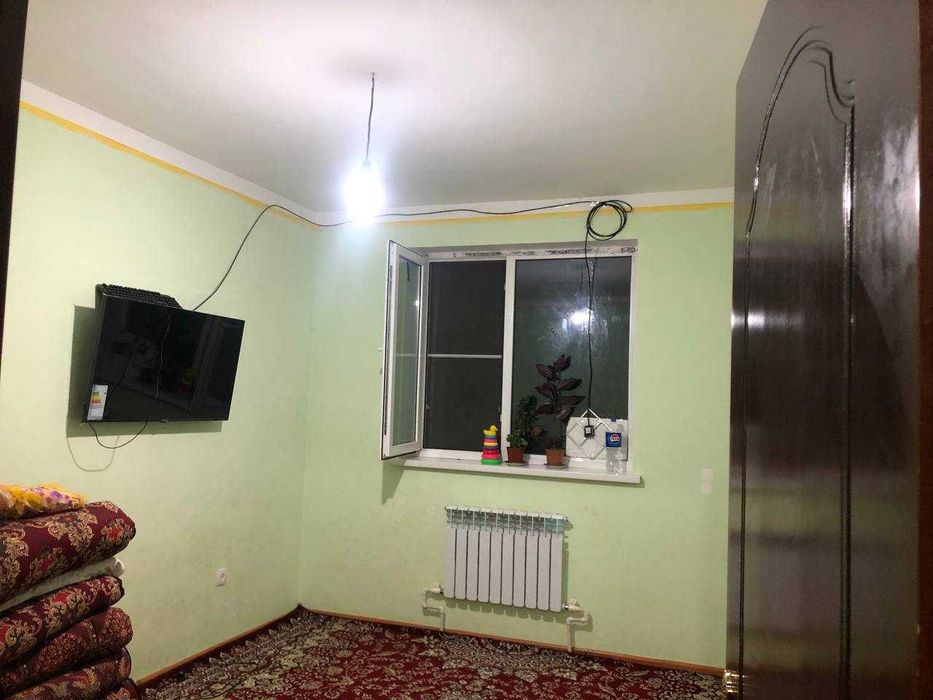 Uy sotiladi Qarshi, Yangi Chovqay massivi 216dagi 3 xonali 2-qavatdagi