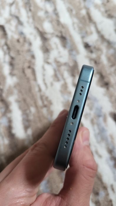 Продам iphone 16 256gb