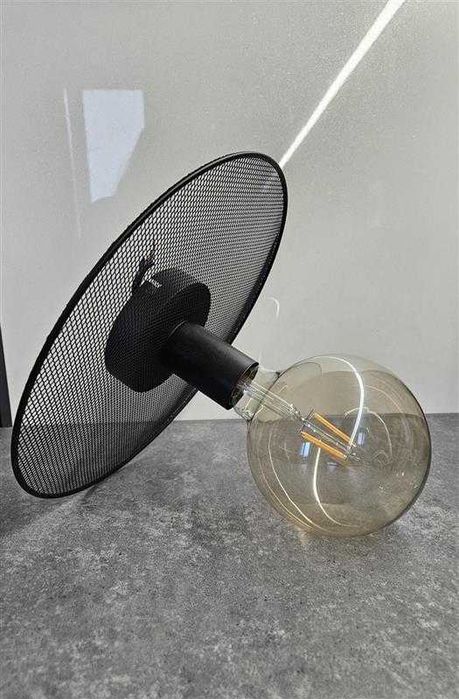 Стенен аплик в индустриален стил + LED крушка
