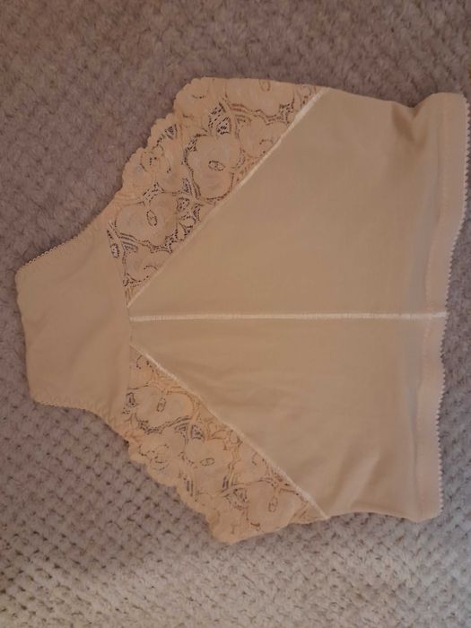 Два броя дамски бикини  xxl размер