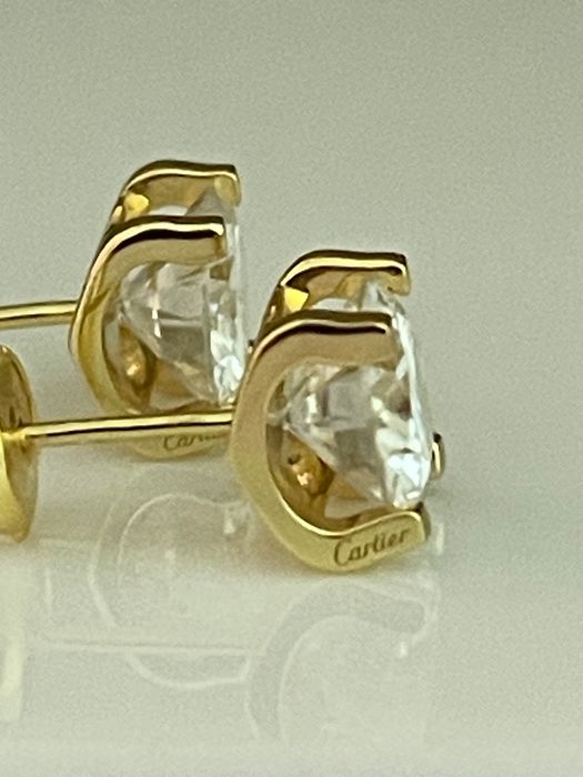 Сребърни позлатени обеци стил Cartier,  с камък моасонит.
