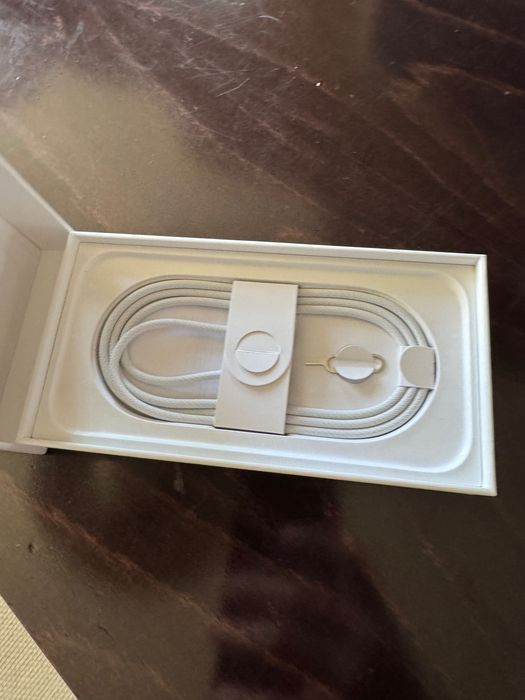 Iphone 17 pro 512 gb 100% batery life