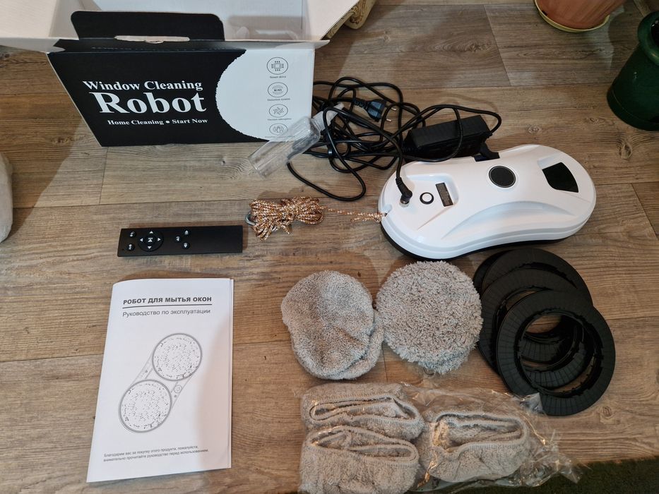 Продаю робота стеклоочистителя.