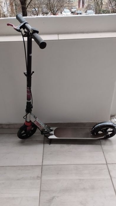 De vânzare trotinetă