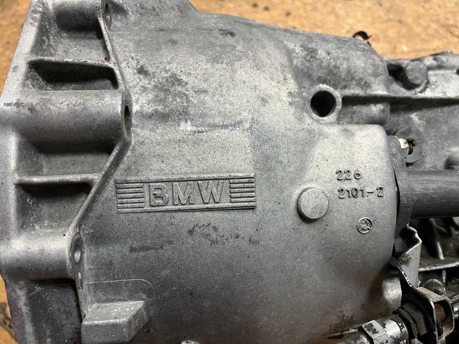 Ръчна скоростна кутия за BMW E46 325xi / 330xi (5 скорости)