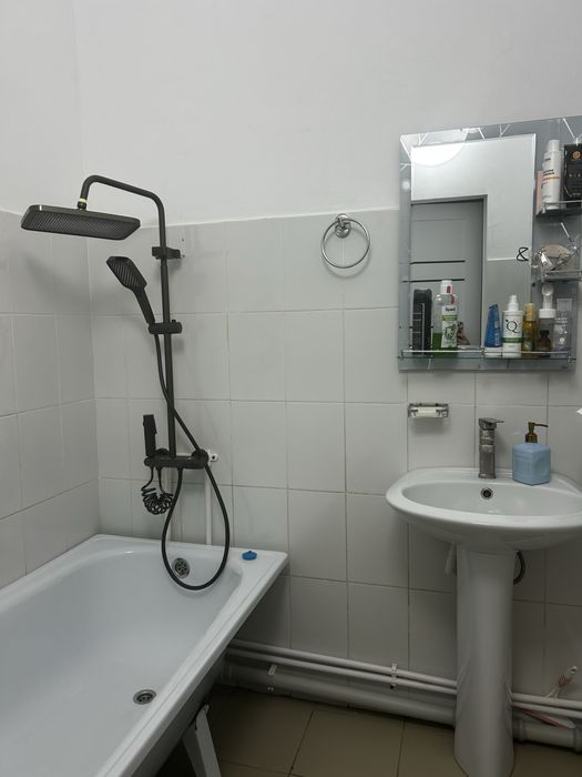 Продам трех комнатную квартиру