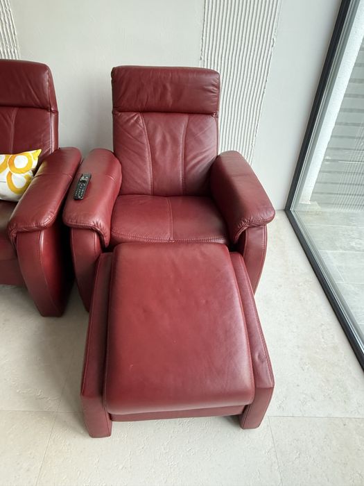Canapea piele impecabila