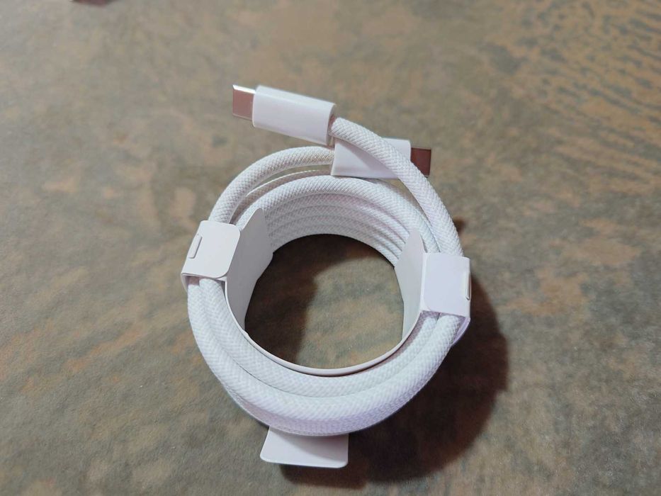 Cablu Apple 240W USB-C  MU2G3ZM/A Woven  2 m sigilat - iphone 16 Ipad