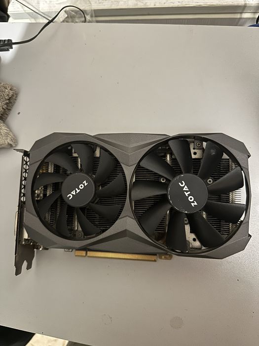 В продаже Комплектующие