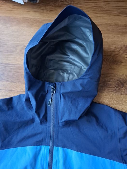 Salomon gore tex 2.5 L дамско яке M размер.