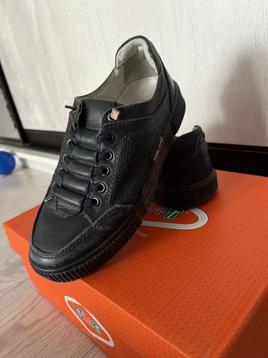 Продам обувь для школы