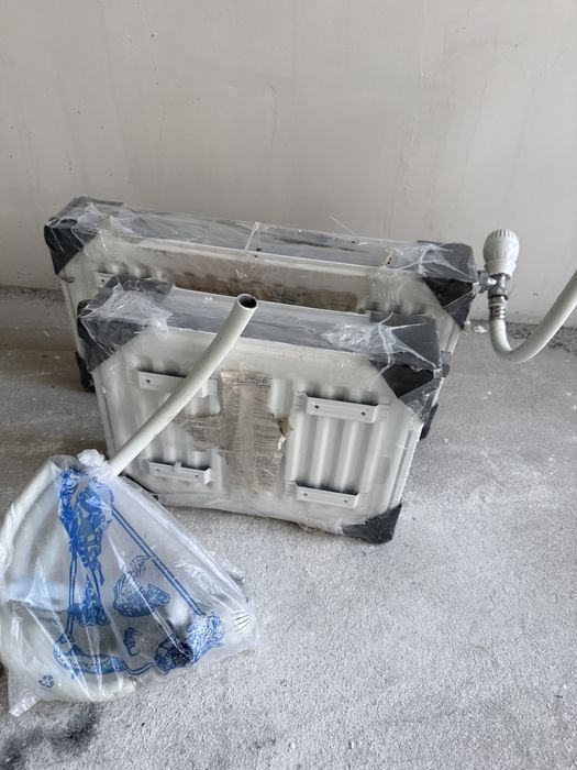 Батареи радиатор KERMI в упаковке