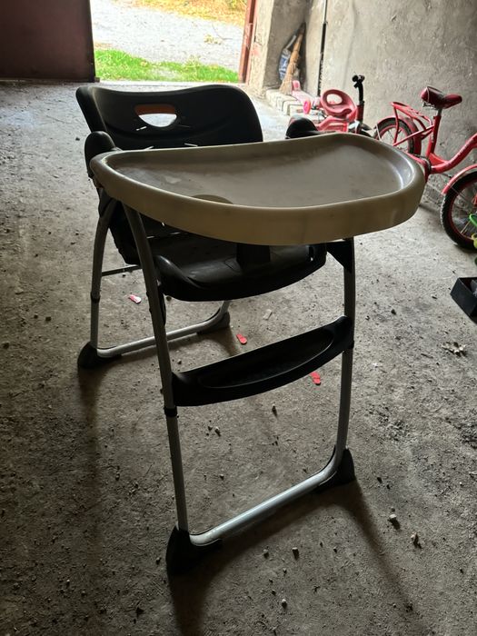 Столик детский.  .