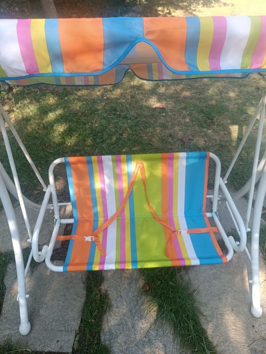 Детска люлка със сенник